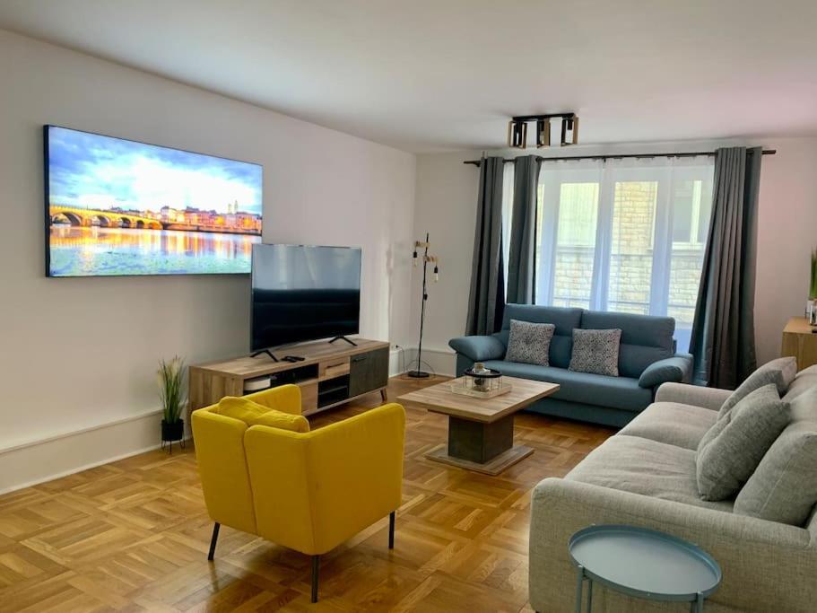 Maison Okaina, Sauna, Au Centre-Ville De มากง ภายนอก รูปภาพ